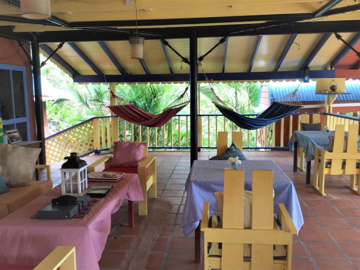 ホテル The Sweet Retreat Port Elizabeth エクステリア 写真